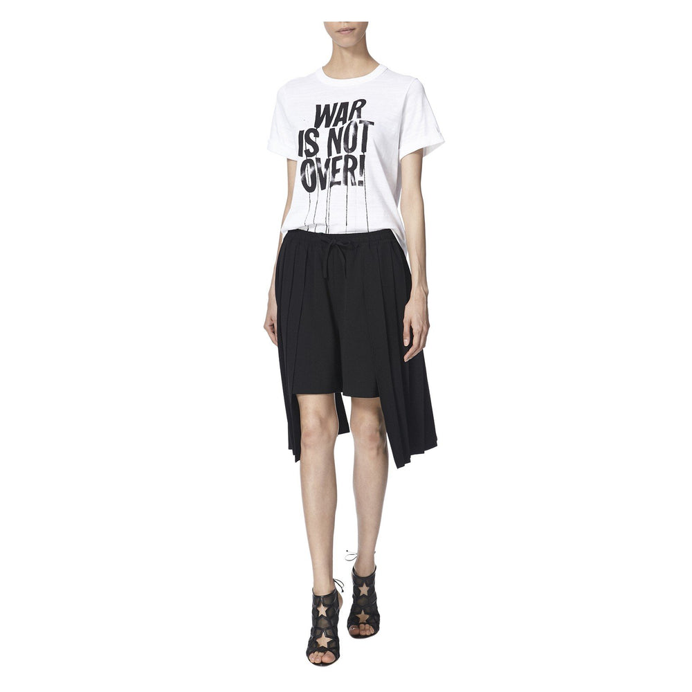 BLACK PLEATED SHORTS - THE BOX BOUTIQUE