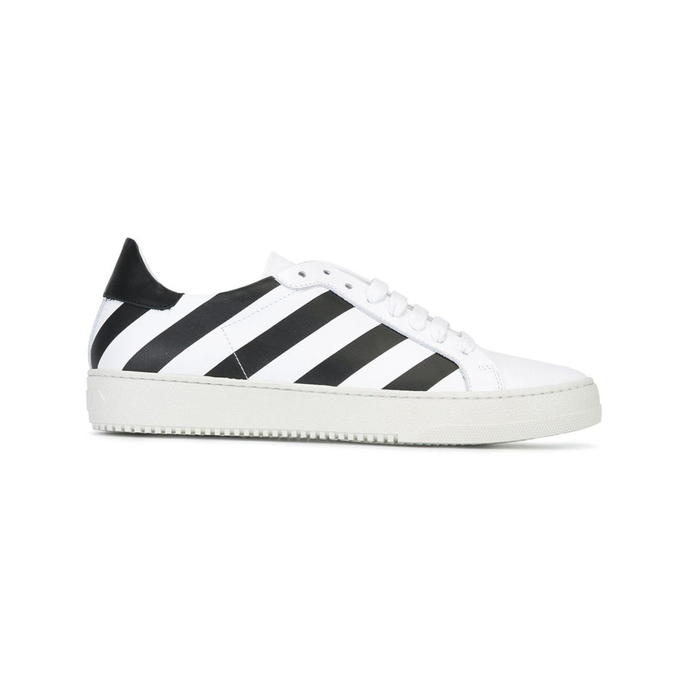 CLASSIC DIAGONAL SNEAKERS IN WHITE AND BLACK - THE BOX BOUTIQUE